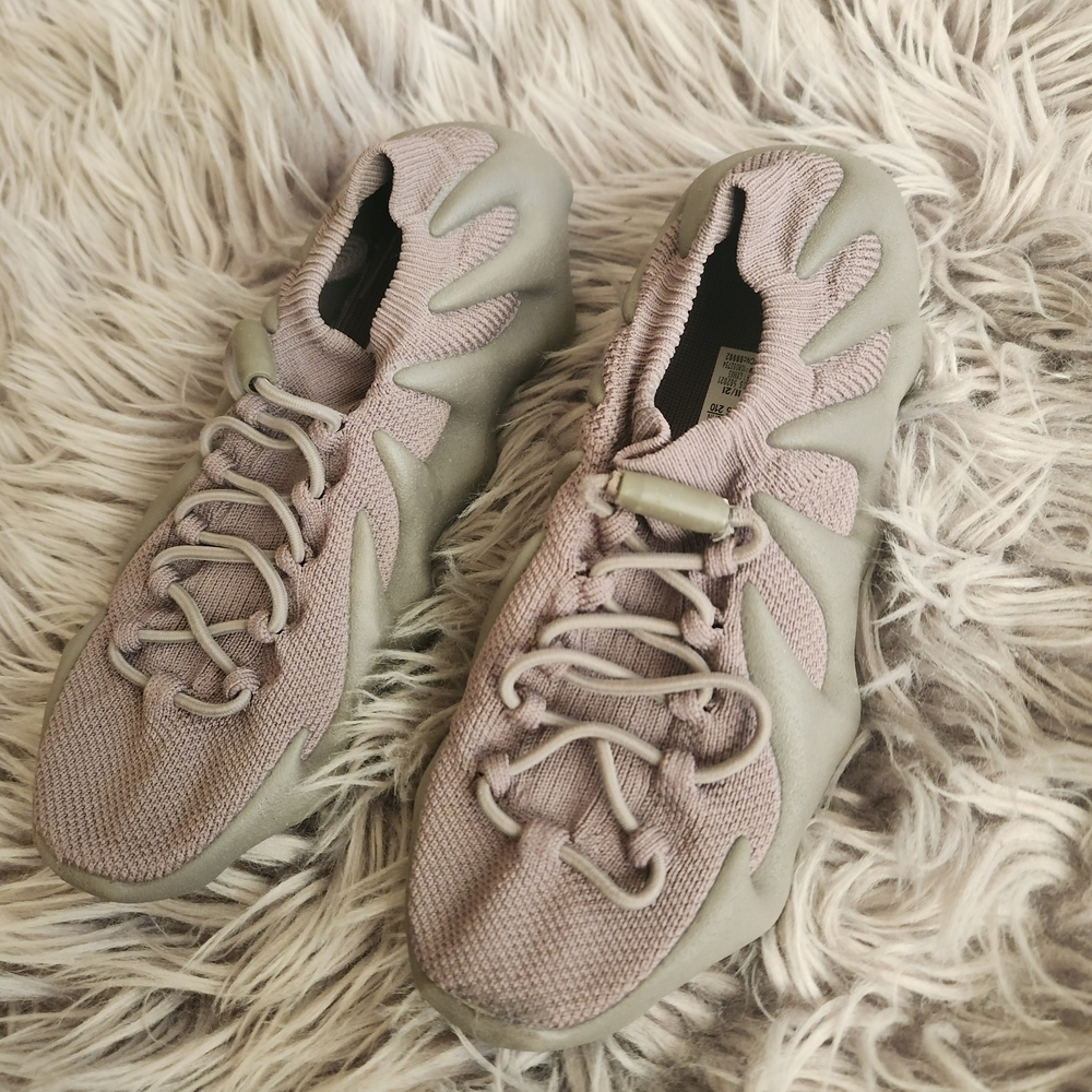 Adidas Yeezy Kids Yeezy 450 Cinder Gray Sneakers US Size 3
